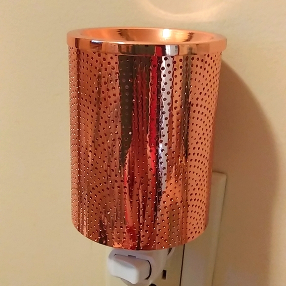 Gorgeous rose gold wax warmer and accent light. NWT! - Picture 2 of 4